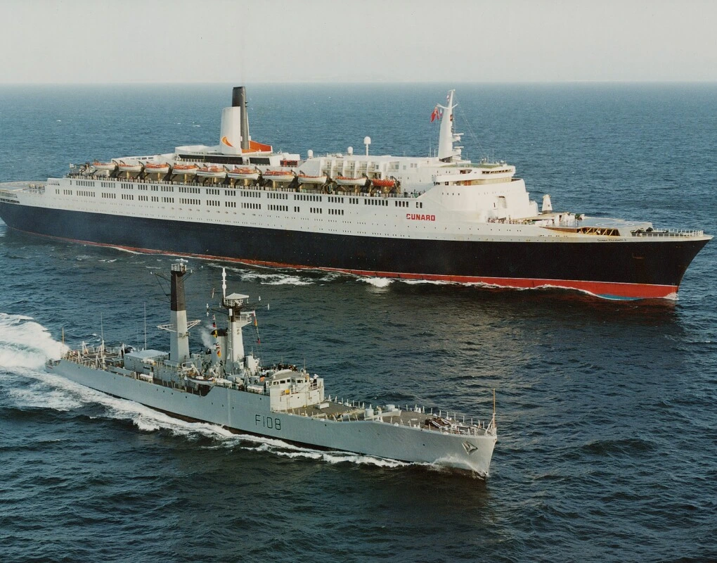 Cunard cruise ship at sea